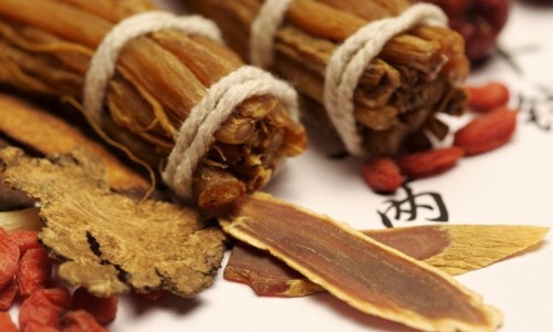 吃什么中药能去脸上的斑-什么中药可以祛斑做面膜专区_吃什么中药可以祛斑美白呢专区_吃什么中药去斑美白面膜网